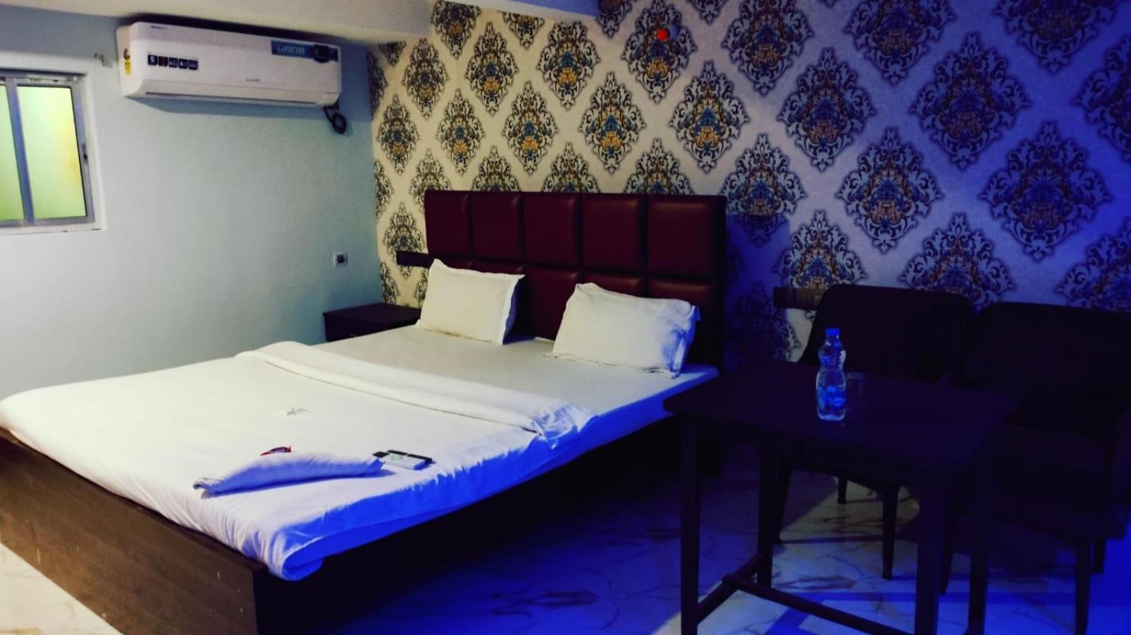 Hotel Ucs Kolkata Eksteriør bilde